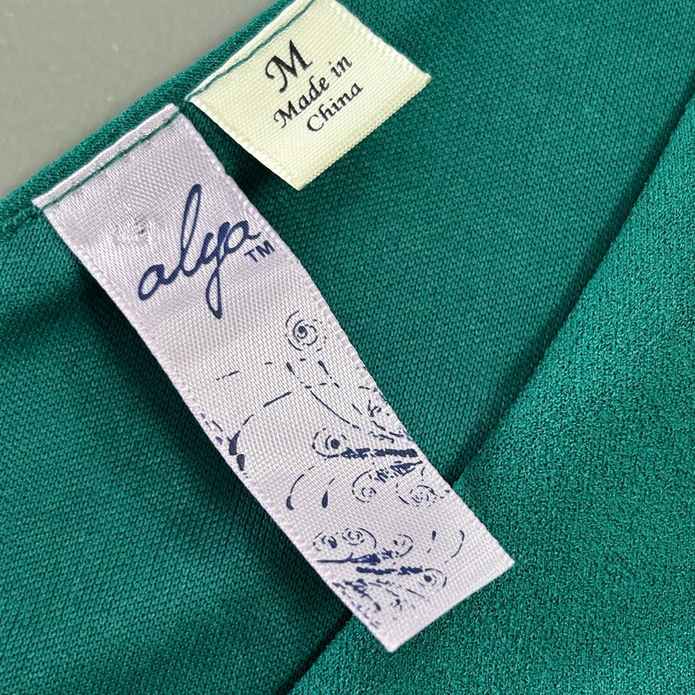 Alya Women’s Short Sleeve V Neck Fit & Flare Mini Dress‎  Sz M - Picture 7 of 8